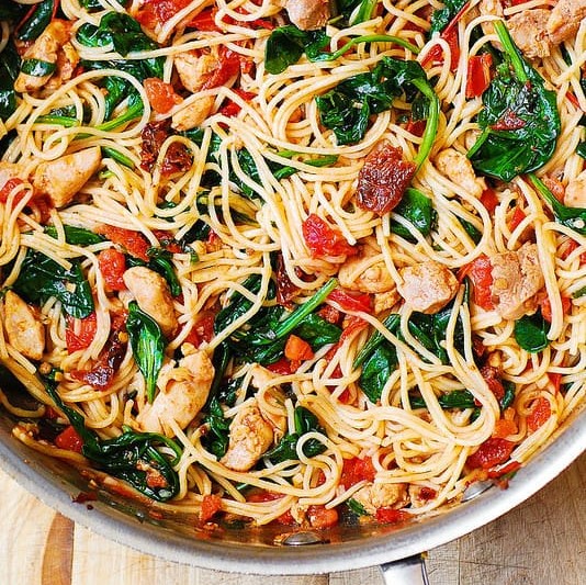 Tomato Spinach Chicken Spaghetti MelissaMajdi
